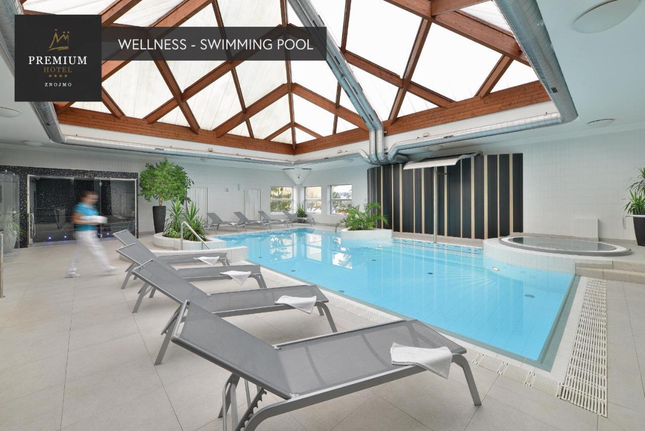 Готель Premium Wellness & Wine Зноймо